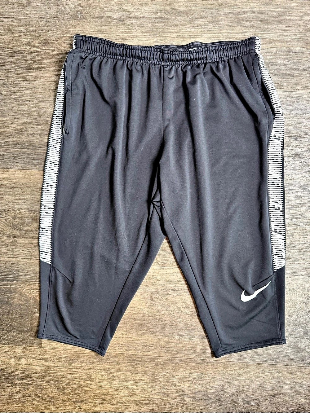 Nike Dri-FIT Athletic 3/4 Cropped Training Pants Black XL